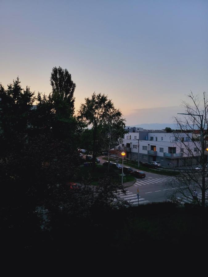 Dolly Apartment Airport Velika Gorica Extérieur photo